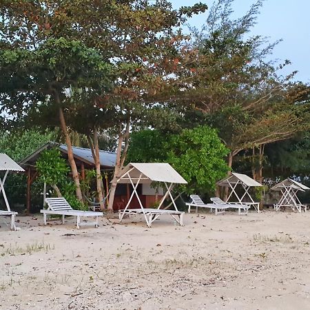 Berakit Bay Resort Экстерьер фото