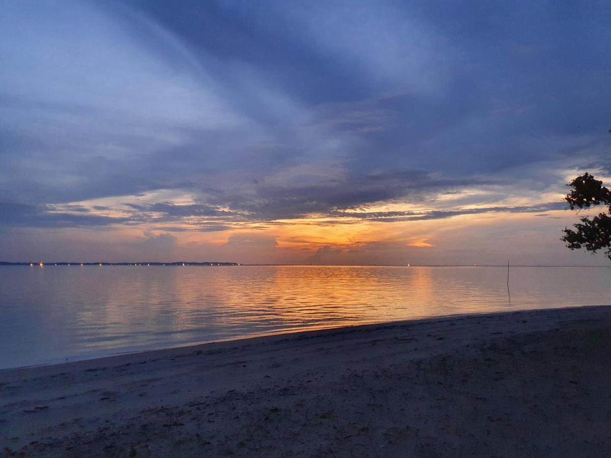 Berakit Bay Resort Экстерьер фото
