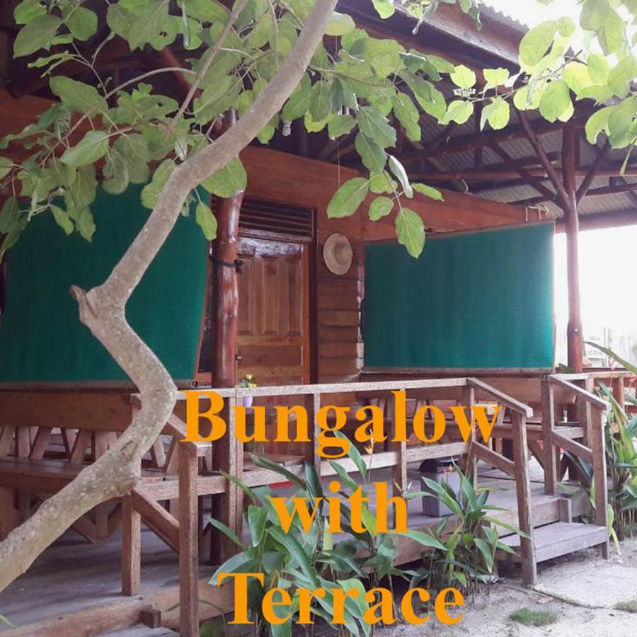 Berakit Bay Resort Экстерьер фото